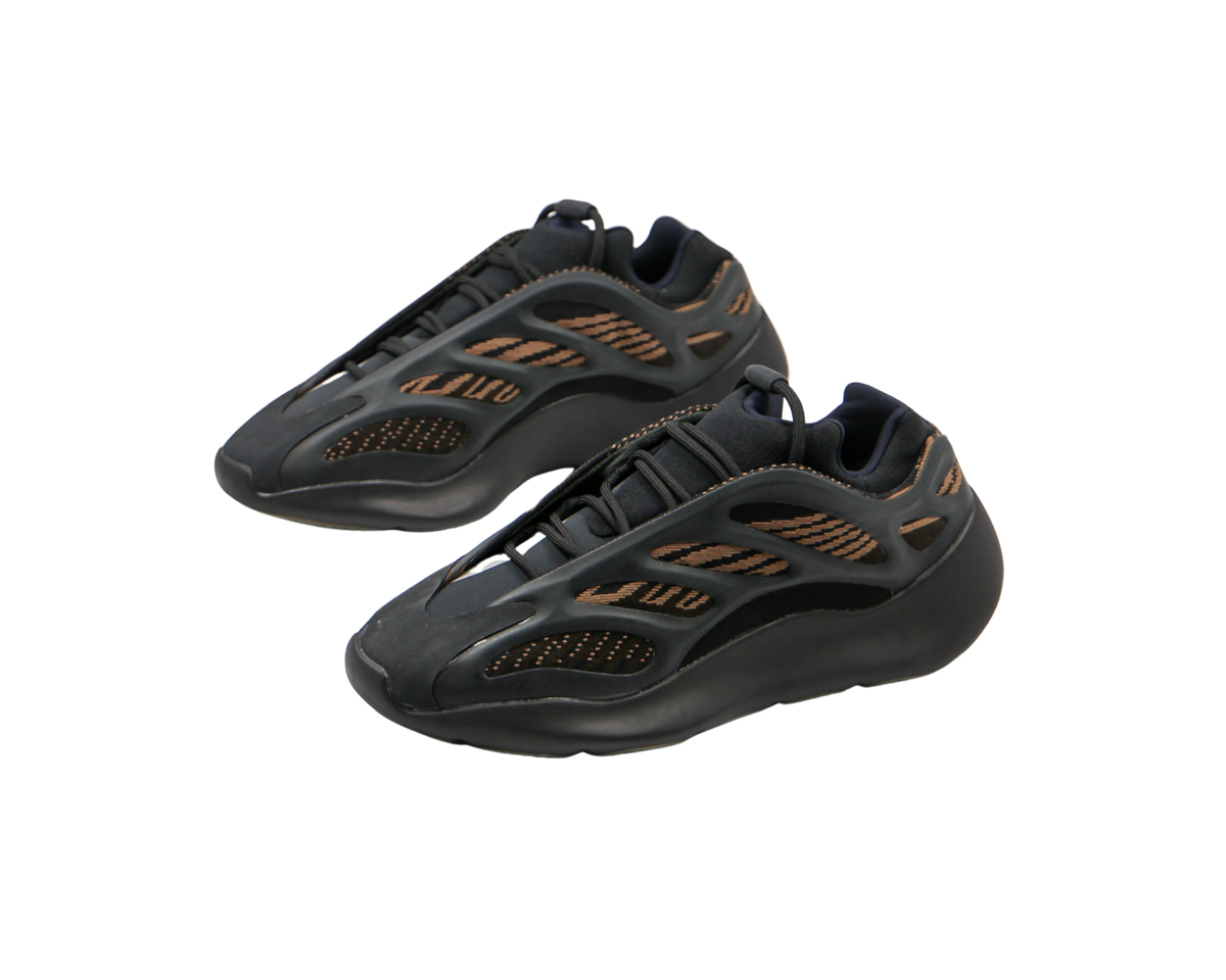 Tênis Yeezy 700 V3 Copper Fade